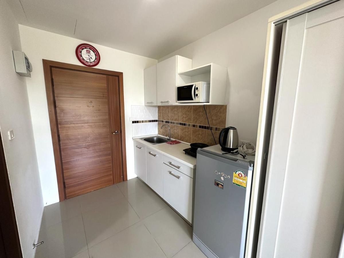 Beach 7 Condo Studio 012 Csomtien-part Kültér fotó